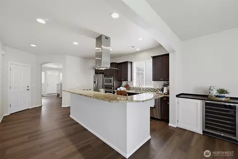 Kitchen - 810 Louise Wise Ave NW, Orting, WA 98360 photo 3 of 6