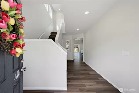 Entry Way - 810 Louise Wise Ave NW, Orting, WA 98360 photo 1 of 1