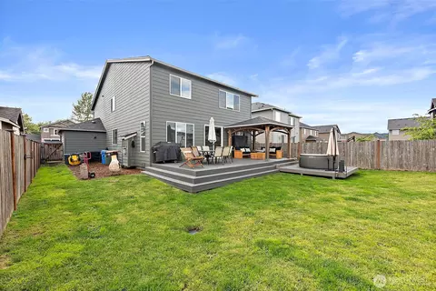 Exterior - 810 Louise Wise Ave NW, Orting, WA 98360 photo 5 of 6