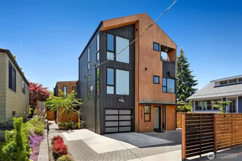 527 NE B Ne 89th St, Seattle, WA 98115