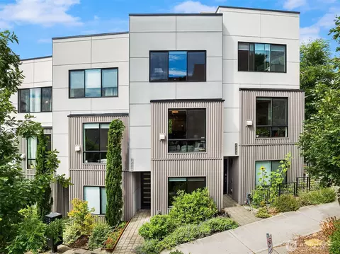 7439 Latona Ave NE, Seattle, WA 98115