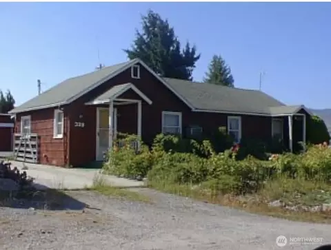 329 Mountain View Pl, East Wenatchee, WA 98802