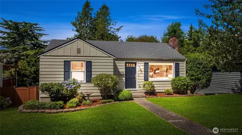 5833 57th Ave NE, Seattle, WA 98105
