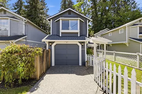 3535 NE 89th St, Seattle, WA 98115