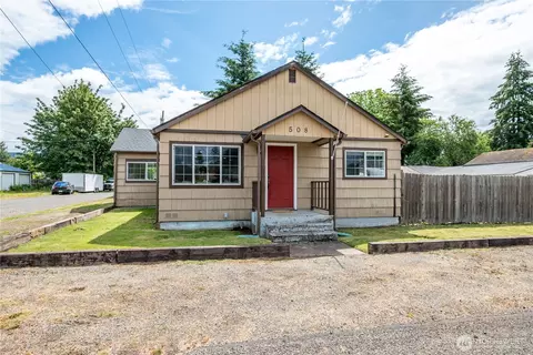 508 4th Ave SW, Castle Rock, WA 98611