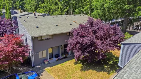 4720 97th Ave W #4-B, University Place, WA 98466
