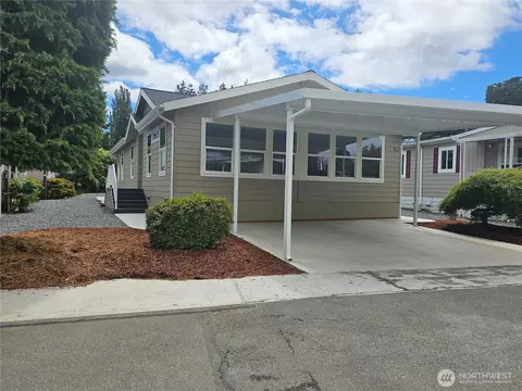 1725 242nd St SE #241, Bothell, WA 98021