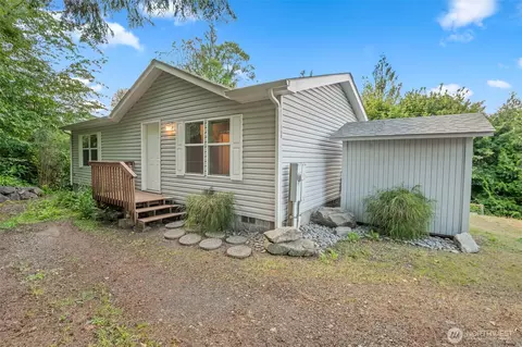 180 E Pine St, Union, WA 98592