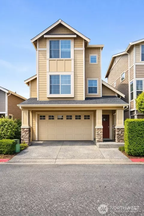 10030 12th Ave SE, Everett, WA 98208