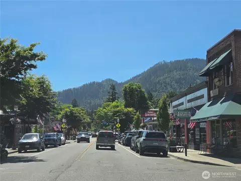 885 Front St S, Issaquah, WA 98027