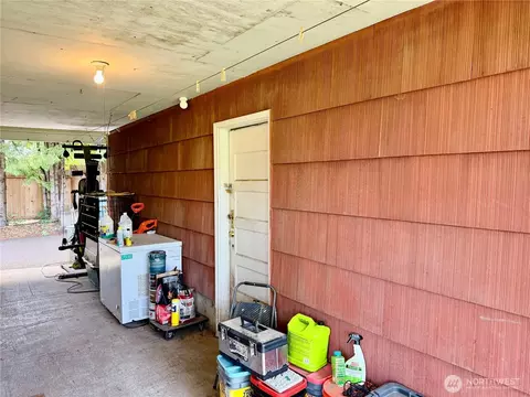 Exterior - 708 Olson Rd, Longview, WA 98632 photo 14 of 16