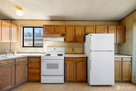 20705 9th Ave E, Spanaway, WA 98387 photo 5