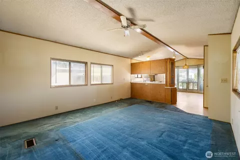 20705 9th Ave E, Spanaway, WA 98387 photo 3