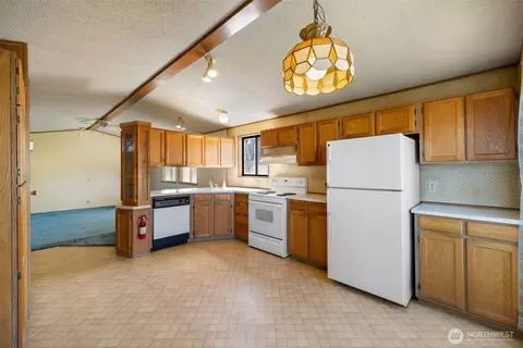 20705 9th Ave E, Spanaway, WA 98387 photo 6