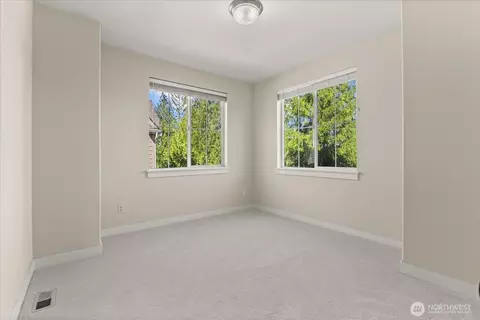 Bedroom - 13914 N Pointe Cir #E, Mill Creek, WA 98012 photo 4 of 8
