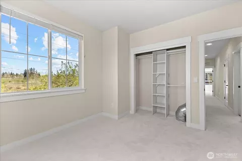 Bedroom - 13914 N Pointe Cir #E, Mill Creek, WA 98012 photo 6 of 8