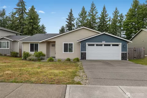 701 Myers St SE, Rainier, WA 98576