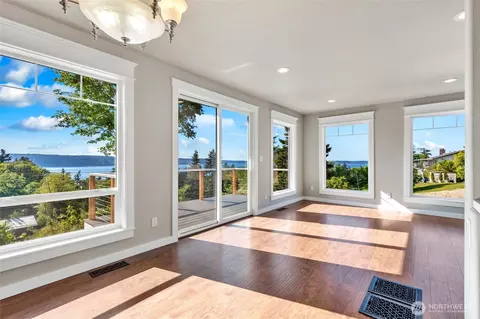 501 11th St, Mukilteo, WA 98275