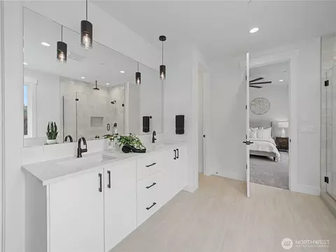 Bath - 38383 238th Ave SE, Enumclaw, WA 98022 photo 5 of 7