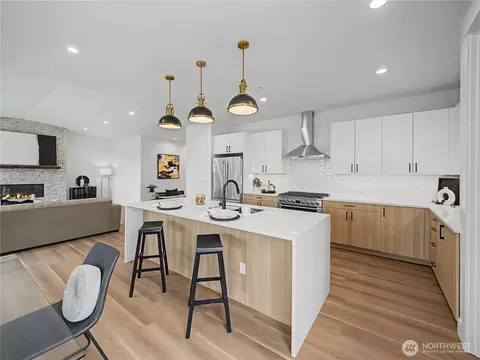 Kitchen - 38383 238th Ave SE, Enumclaw, WA 98022 photo 1 of 3