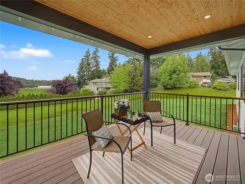 Exterior - 38383 238th Ave SE, Enumclaw, WA 98022 photo 4 of 6