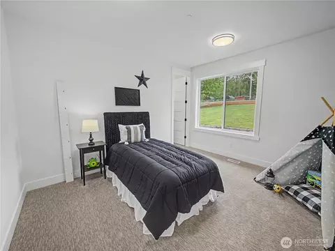 Bedroom - 38383 238th Ave SE, Enumclaw, WA 98022 photo 4 of 4