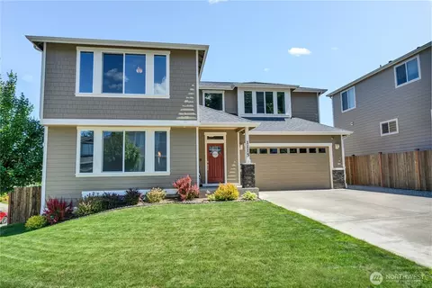 1115 NE Sockeye Ct, Bremerton, WA 98311