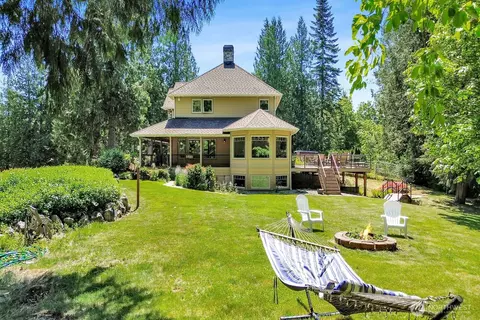 4921 Zander Dr, Bellingham, WA 98226