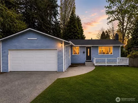 9439 11th Ave SW, Seattle, WA 98106