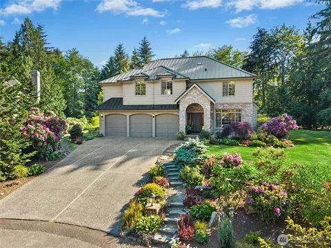 7725 235th Pl NE, Redmond, WA 98053