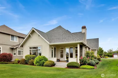 585 E Maberry Dr, Lynden, WA 98264