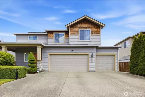 6404 Stuart Pl SE, Auburn, WA 98092