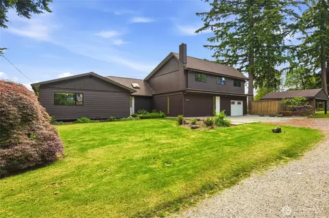 2406 Emerald Dr, Milton, WA 98354