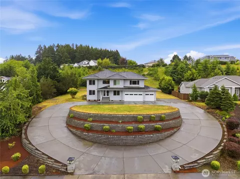 9347 Piperhill Dr SE, Olympia, WA 98513