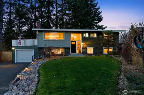 6427 182nd Pl SW, Lynnwood, WA 98037