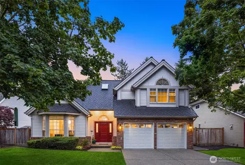 25444 SE 42nd Pl, Issaquah, WA 98029
