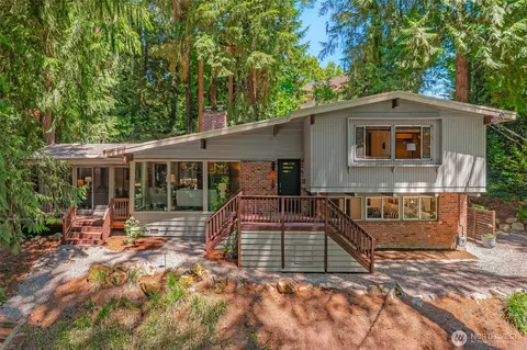 14460 NE 16th Pl, Bellevue, WA 98007