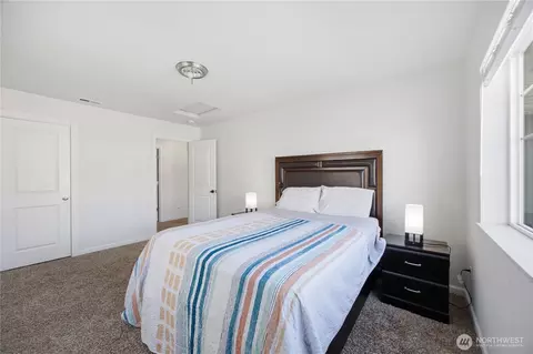 Bedroom - 20201 20th Ave E, Spanaway, WA 98387 photo 3 of 6