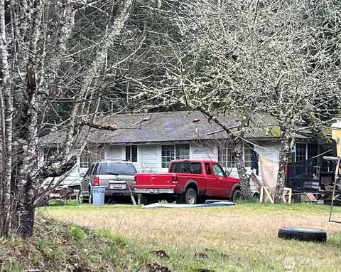 26004 SE 224th St, Maple Valley, WA 98038