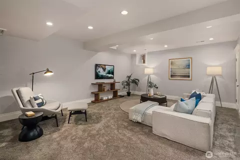 Living - 721 18th Ave E, Seattle, WA 98112 photo 4 of 4