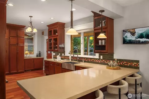 Kitchen - 721 18th Ave E, Seattle, WA 98112 photo 6 of 6