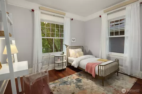 Bedroom - 721 18th Ave E, Seattle, WA 98112 photo 1 of 4