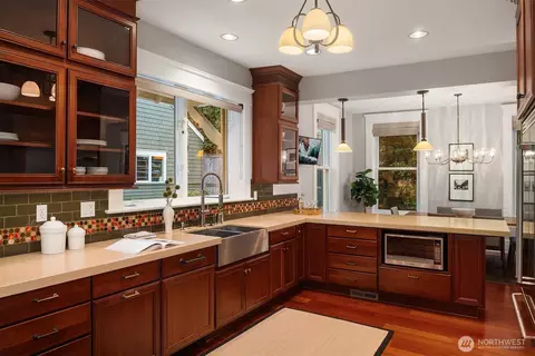 Kitchen - 721 18th Ave E, Seattle, WA 98112 photo 1 of 6