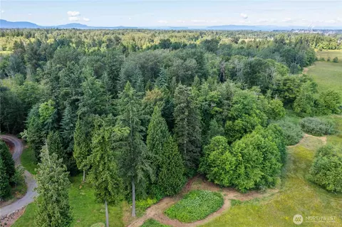 6790 Shelter Ln, Ferndale, WA 98248