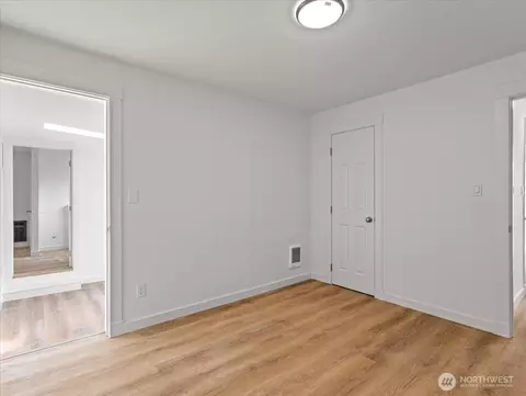 Bedroom - 440 25th Ave, Longview, WA 98632 photo 4 of 4