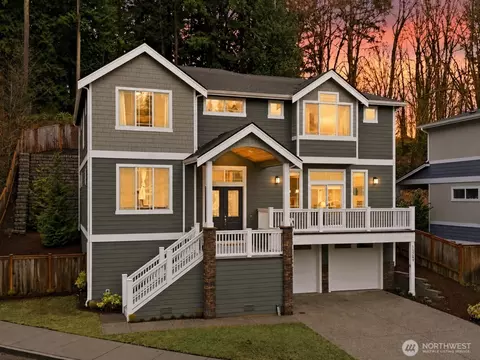 15249 NE Woodland Pl, Woodinville, WA 98072