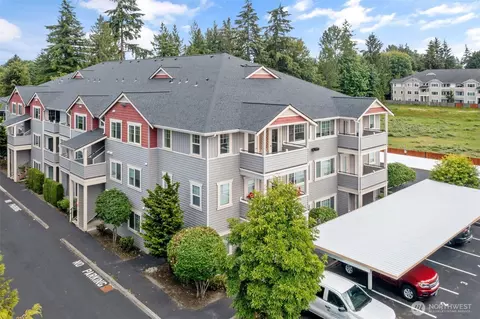 13203 97th Ave E #301, Puyallup, WA 98373