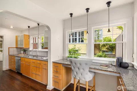 Kitchen - 2522 31st Ave S, Seattle, WA 98144 photo 5 of 6