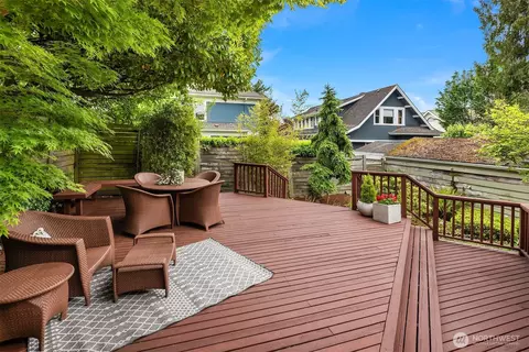 Exterior - 2522 31st Ave S, Seattle, WA 98144 photo 4 of 7