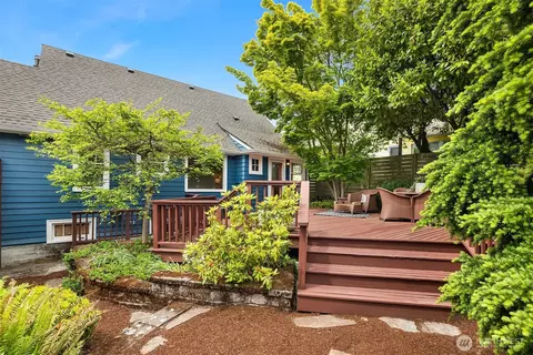 Exterior - 2522 31st Ave S, Seattle, WA 98144 photo 6 of 7